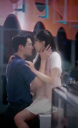 贴心咖啡,美味店长海报